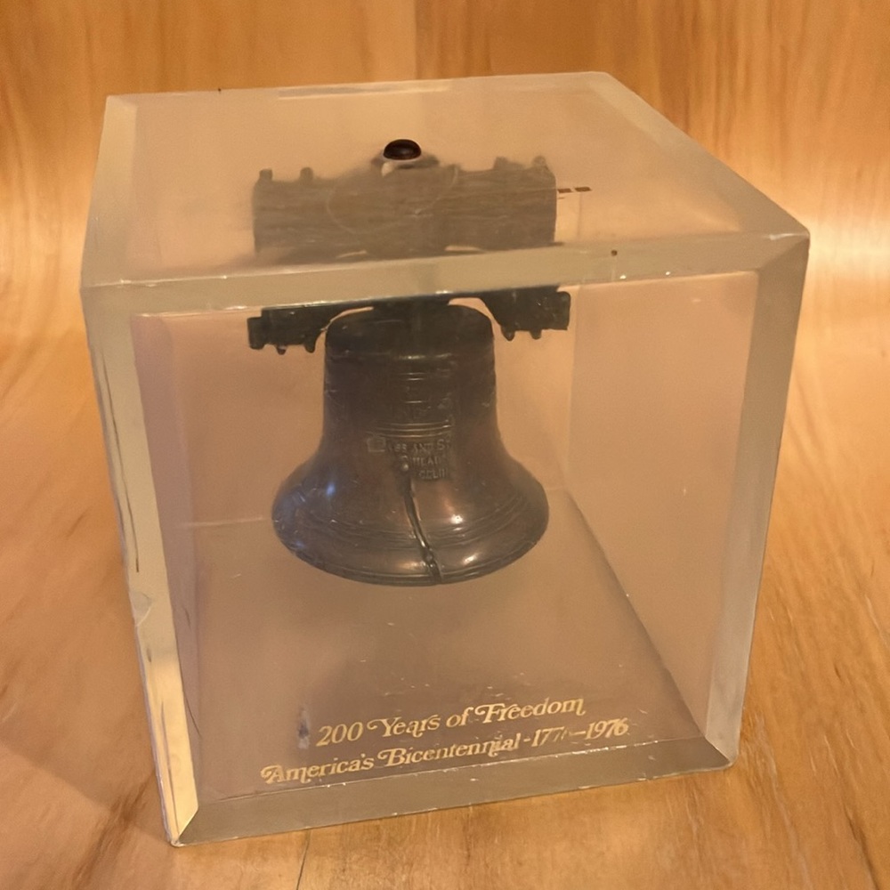 Vintage Liberty Bell Piggy Bank - Bicentennial 200 Years of Freedom